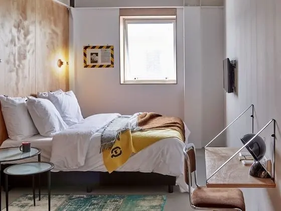 Comfort Tek Büyük Yataklı Oda