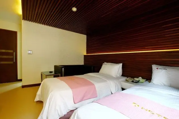 İki Ayrı Yataklı Oda