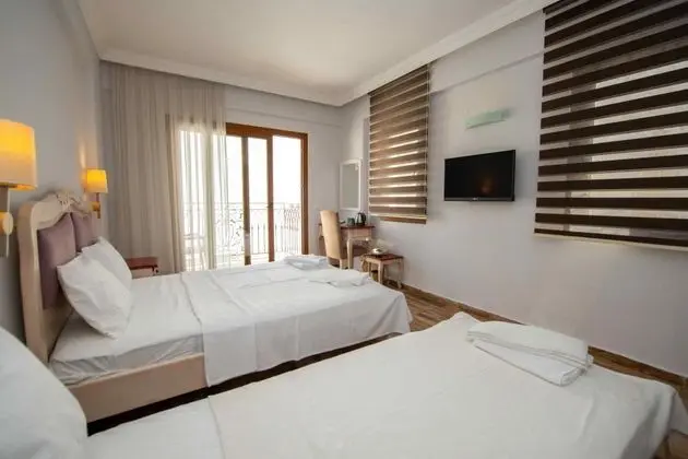 Standart Oda, Kısmi Deniz Manzaralı, Balkonlu