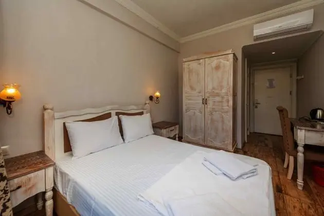 Standart Oda, Kısmi Deniz Manzaralı, Balkonlu