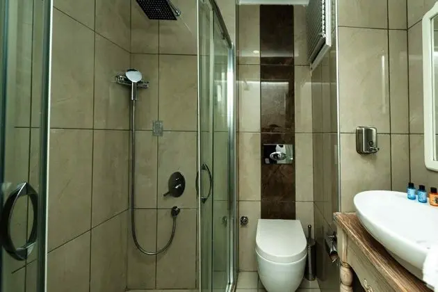 Standart Oda, Kısmi Deniz Manzaralı, Balkonlu