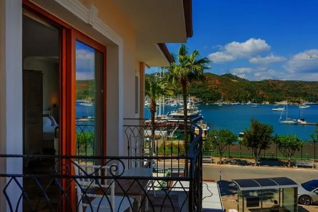 Standart Oda, Kısmi Deniz Manzaralı, Balkonlu