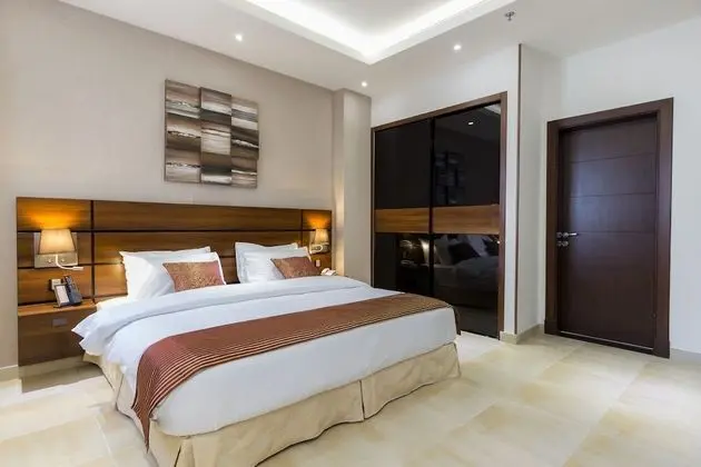 Junior Süit, Şehir Manzaralı