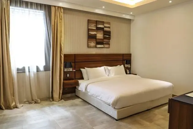 Junior Süit, Şehir Manzaralı