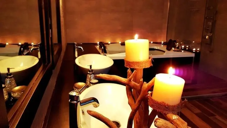 Deluxe Süit, 2 Yatak Odası, Sıcak Su Havuzu, Deniz Manzaralı