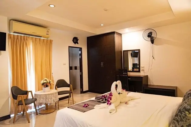 Deluxe Tek Büyük Yataklı Oda