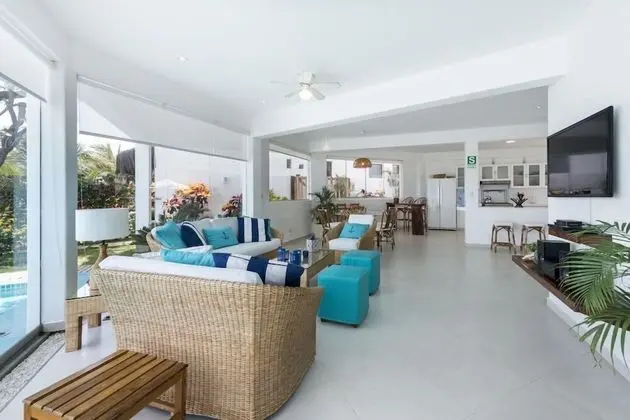 Family Apart Daire, 3 Yatak Odası, Sigara İçilmez, Plaj Manzaralı (1)