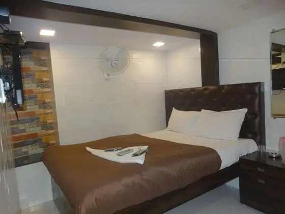 Standard Tek Büyük veya İki Ayrı Yataklı Oda