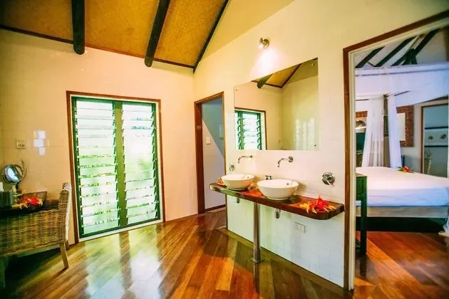 Royal Villa, 2 Yatak Odası, Plaj Manzaralı, Denize Sıfır