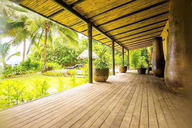 Royal Villa, 2 Yatak Odası, Plaj Manzaralı, Denize Sıfır