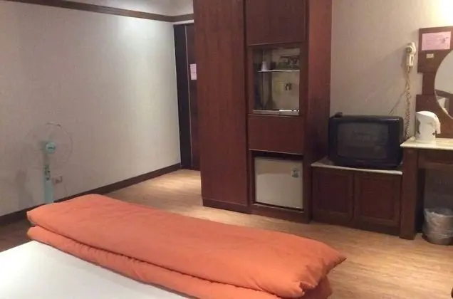 Tek Büyük Yataklı Oda