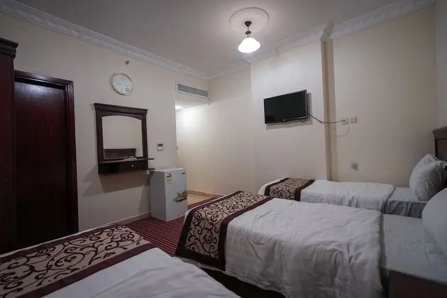 Üç Kişilik Oda