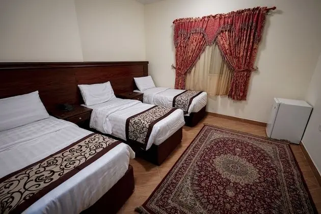 Üç Kişilik Oda