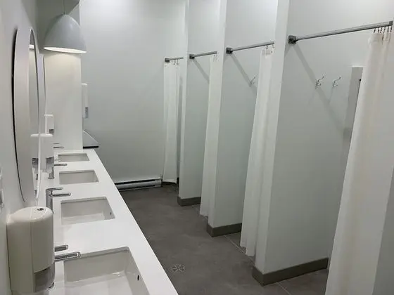 Ortak Ranzalı Oda, Sadece kadınlar için