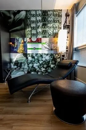 Basic Oda, 1 En Büyük (King) Boy Yatak, Şehir Manzaralı