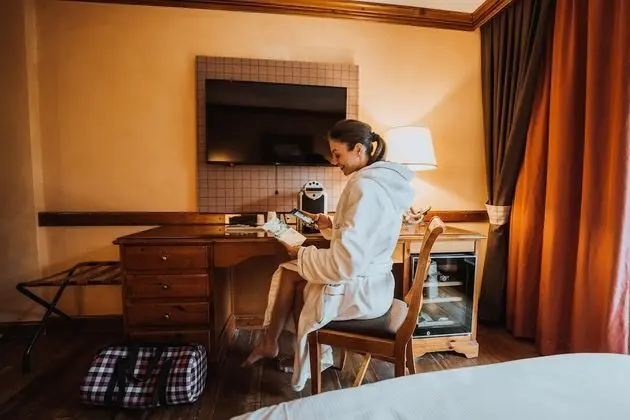 Comfort Tek Büyük Yataklı Oda