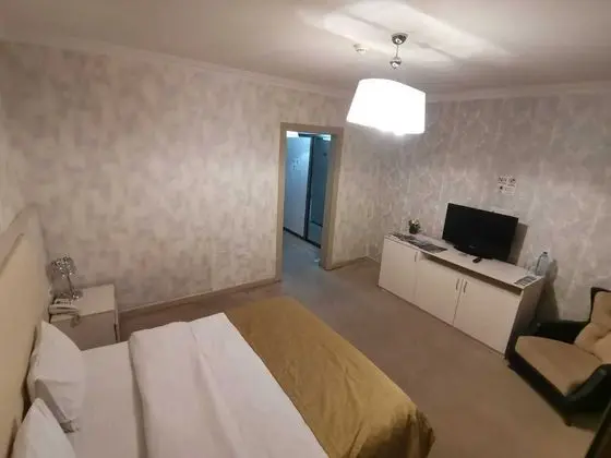 Standard Tek Büyük Yataklı Oda