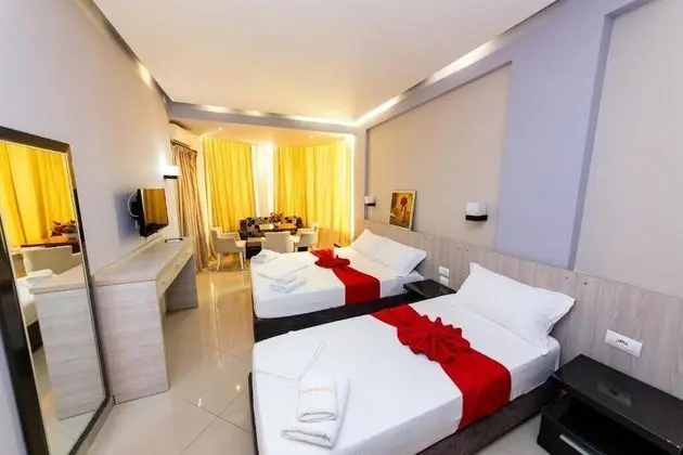 Üç Kişilik Oda, Balkon