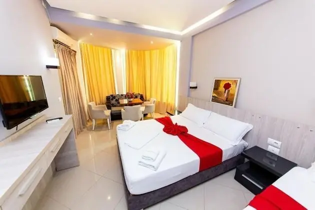 Üç Kişilik Oda, Balkon