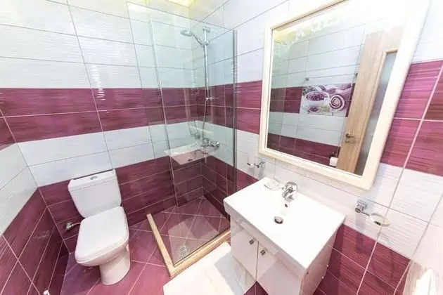Üç Kişilik Oda, Balkon