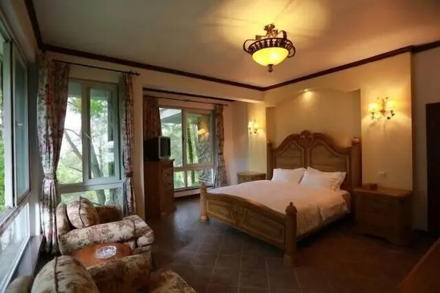 Villa, 5 Yatak Odası, Göl Manzaralı