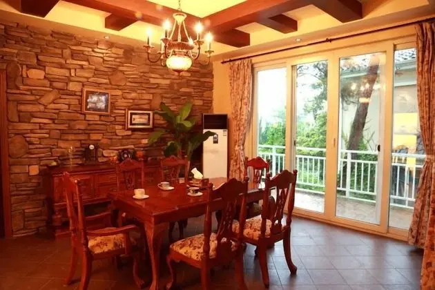Villa, 5 Yatak Odası, Göl Manzaralı
