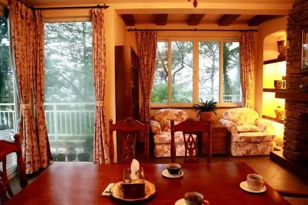 Villa, 5 Yatak Odası, Göl Manzaralı