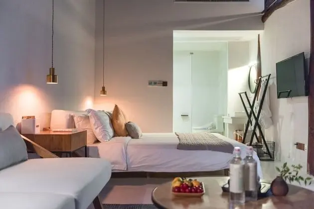 Premium Tek Büyük Yataklı Oda (Qin Yuan Chun)