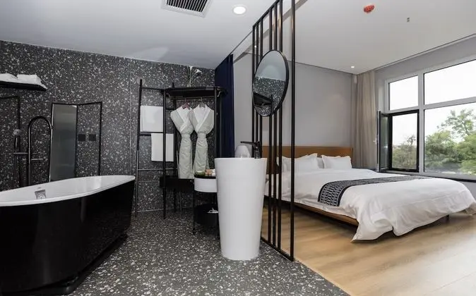 Deluxe Süit, Bahçe Manzaralı
