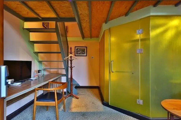 Classic Çatı Katı (Loft)