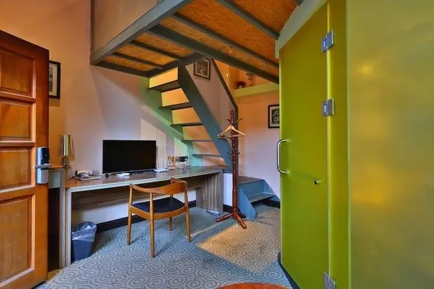 Classic Çatı Katı (Loft)