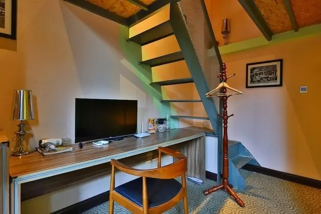 Classic Çatı Katı (Loft)