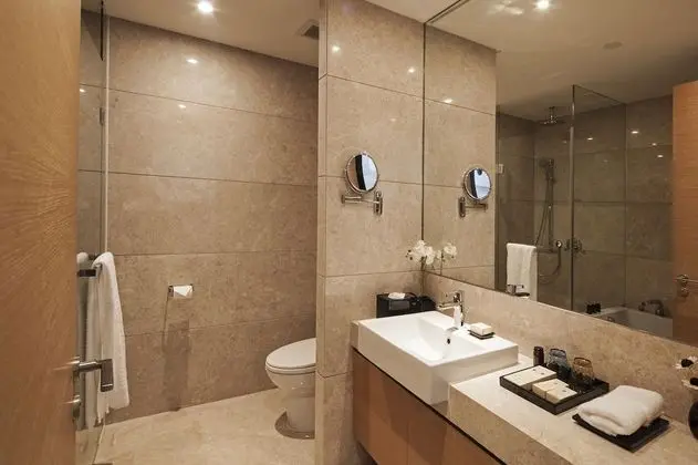 Oda, 1 En Büyük (King) Boy Yatak, Deniz Manzaralı