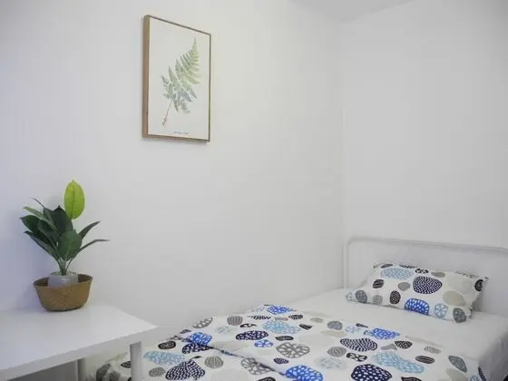 Tek Kişilik Oda, Ortak Banyo