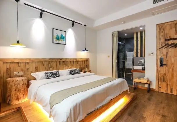 Deluxe Tek Büyük Yataklı Oda