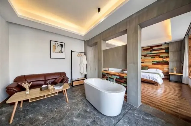 Deluxe Tek Büyük Yataklı Oda