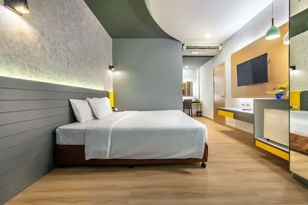 Deluxe Tek Büyük Yataklı Oda