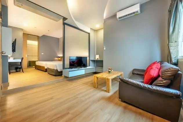 One Bedroom Suite