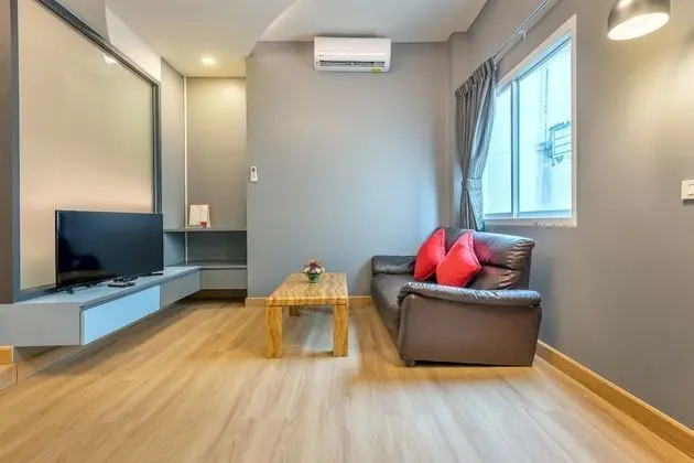 One Bedroom Suite