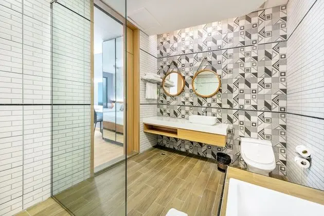 One Bedroom Suite