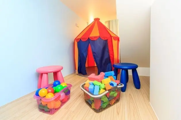Family Oda, 2 Çift Kişilik Yatak, Sigara İçilmez, Balkon (2A)