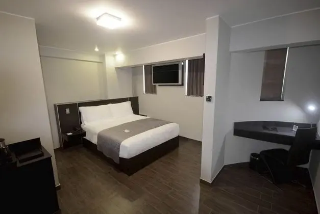 Deluxe Oda, 1 Büyük (Queen) Boy Yatak