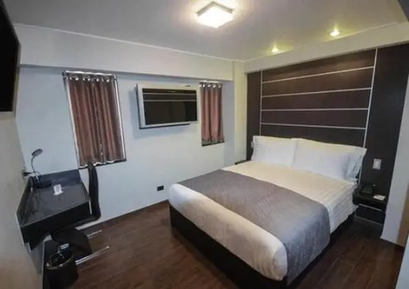 Standard Oda, 1 Büyük (Queen) Boy Yatak