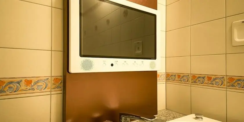 Luxury Tek Büyük Yataklı Oda