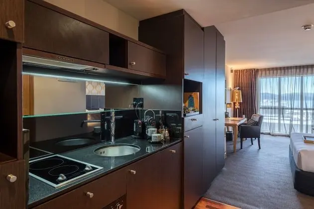 Executive Stüdyo, Liman Manzaralı