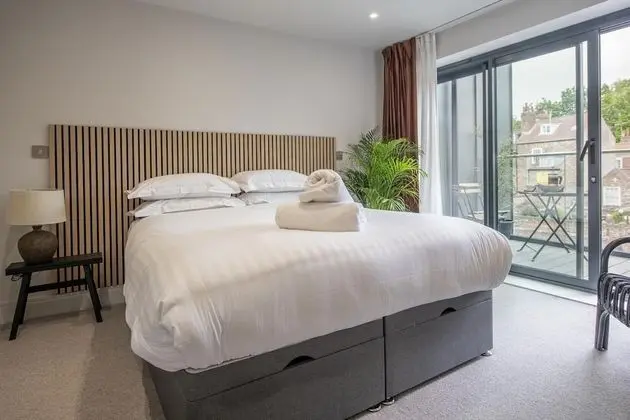 City Apart Daire, Banyolu/Duşlu (The Carillon Suite)
