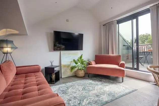 City Apart Daire, Banyolu/Duşlu (The Carillon Suite)