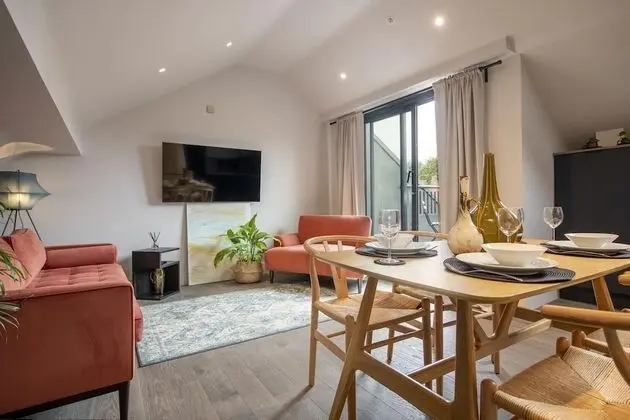 City Apart Daire, Banyolu/Duşlu (The Carillon Suite)