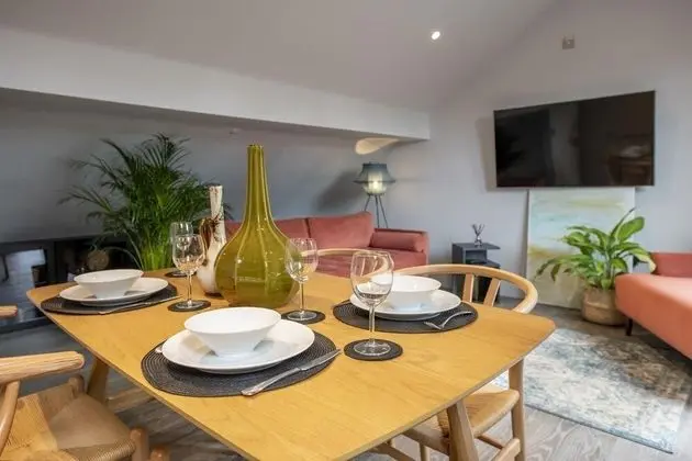 City Apart Daire, Banyolu/Duşlu (The Carillon Suite)