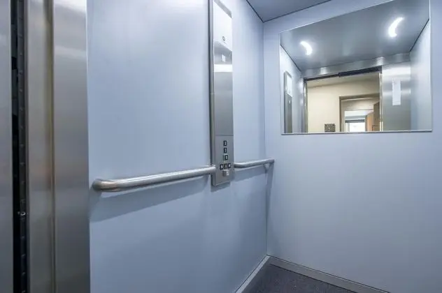 City Apart Daire, Banyolu/Duşlu, Şehir Manzaralı (Apt 3 - Minster view)